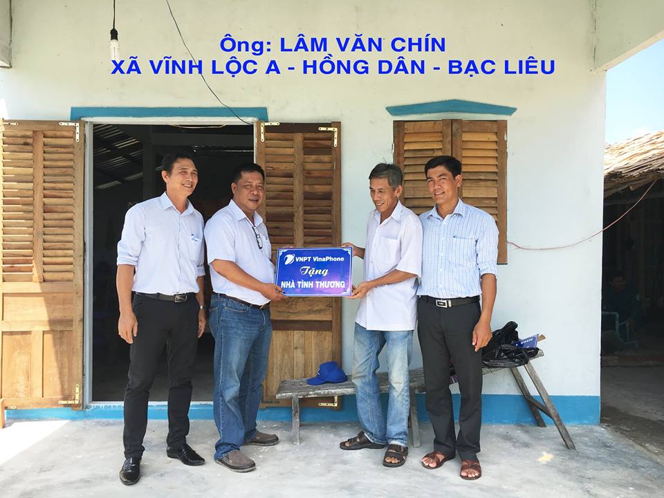 VNPT Bạc Liêu và Trung tâm Kinh doanh VNPT Bạc Liêu trao tặng 10 căn nhà tình thương VNPT Bạc Liêu và Trung tâm Kinh doanh VNPT Bạc Liêu trao tặng 10 căn nhà tình thương